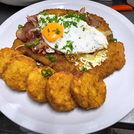 Hotel-restaurant Burg-ramstein 酒店