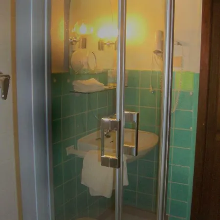 Hotel-restaurant Burg-ramstein *