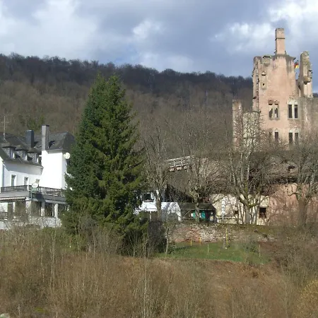 Otel Hotel-restaurant Burg-ramstein *