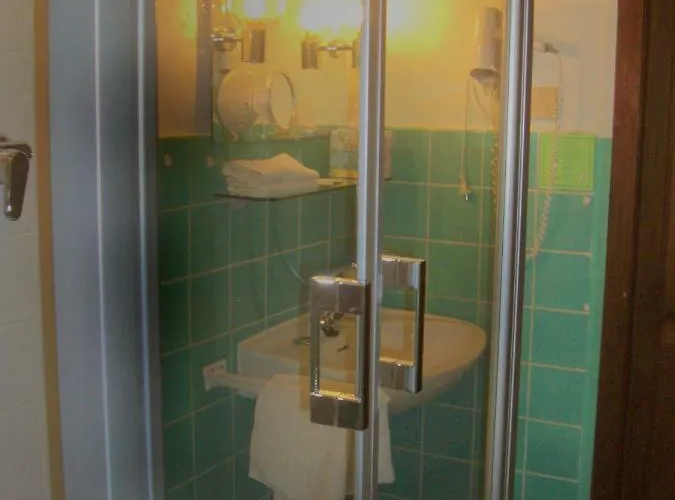 Hotel-restaurant Burg-ramstein *